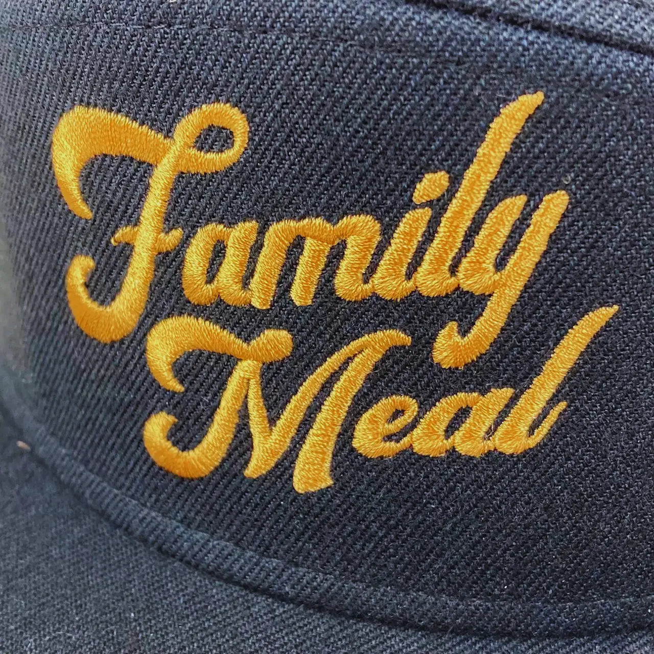 Black & Gold Tradesman Family Meal Official