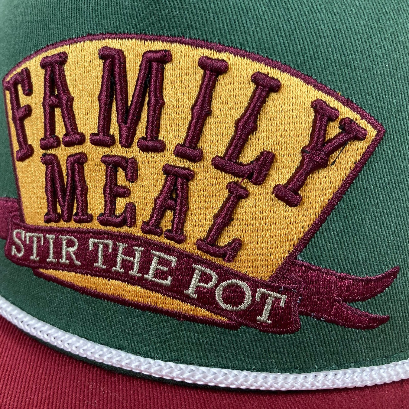 Green & Crimson Stir the Pot Family Meal Official